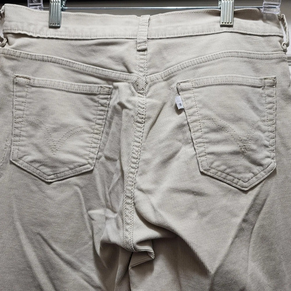 Levi's 505 Women's 10 M Corduroy Pants Cream Straight Leg Measures 31x30 - Picture 1 of 9